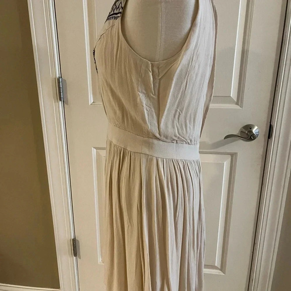 Miss Me Cream mini dress- NWT size Large - Picture 4 of 10